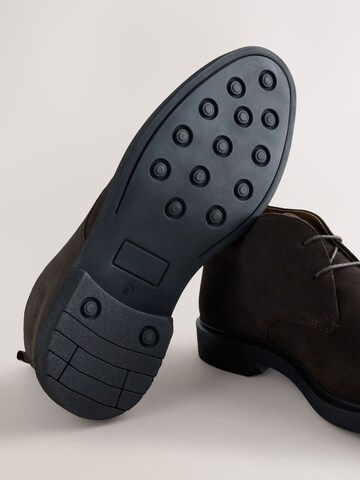 Boots chukka di Next in marrone