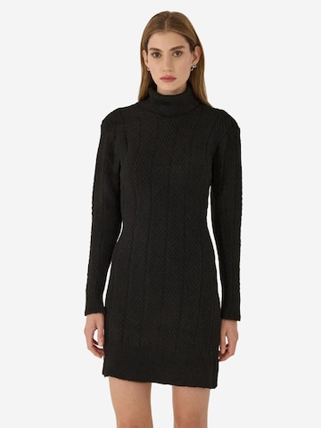 Hiccup Kleid in Schwarz: Vorderseite