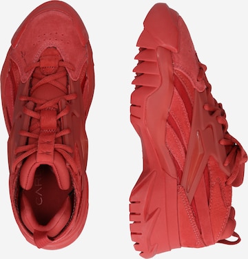 Sneaker bassa 'Cardi B Club C V2' di Reebok in rosso