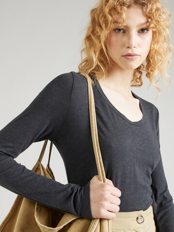 Maglietta 'JACKSONVILLE' di AMERICAN VINTAGE in blu