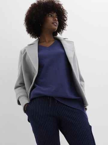 bonprix Pullover in Blau: Vorderseite