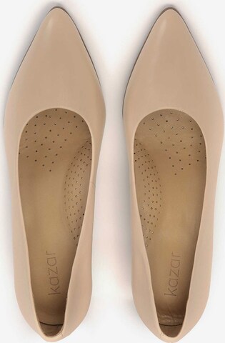 Kazar Pumps in Beige