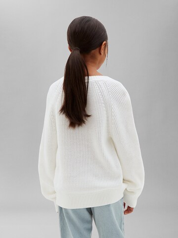 Calvin Klein Jeans Sweater in White