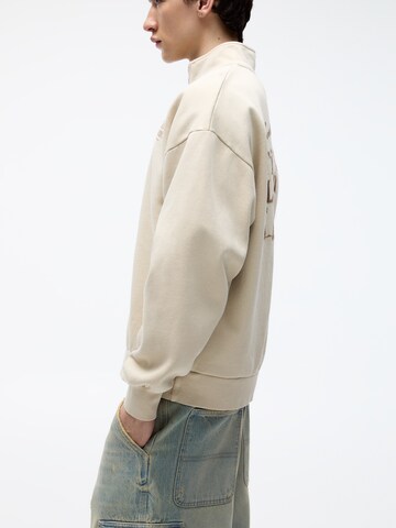 Sweat-shirt Pull&Bear en beige