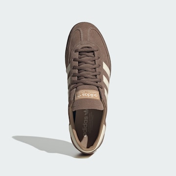 ADIDAS ORIGINALS Sneaker in Braun