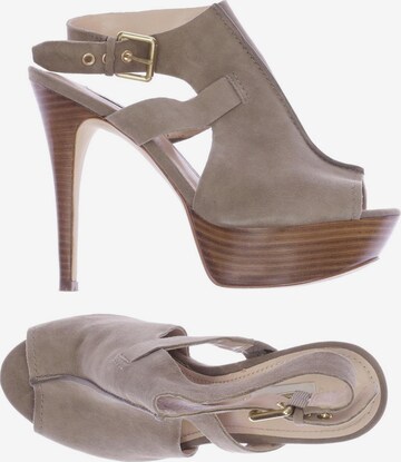GUESS Sandals & High-Heeled Sandals in 38 in Beige: front