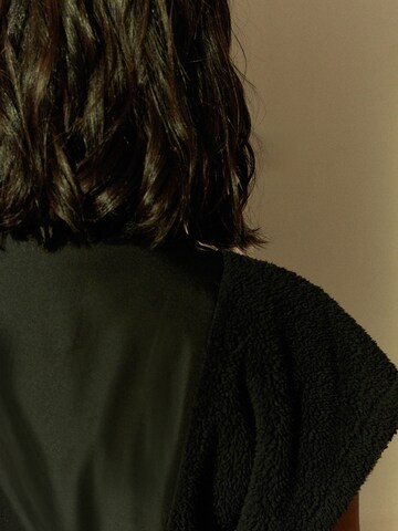 Gilet Next en noir