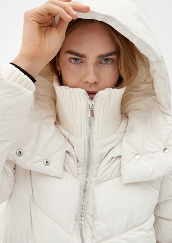 s.Oliver Winterjacke in Beige