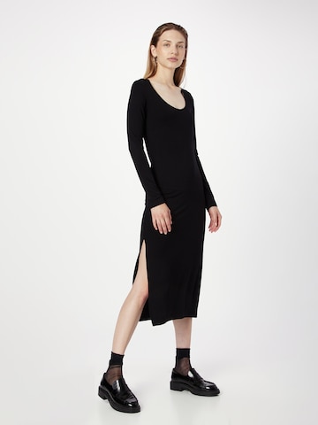 NU-IN - Vestido en negro: frente