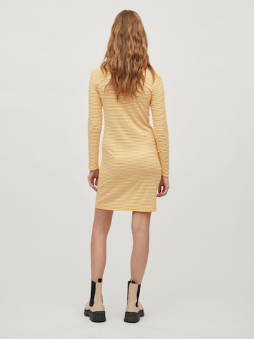 Vila Petite Dress 'Thessa' in Yellow