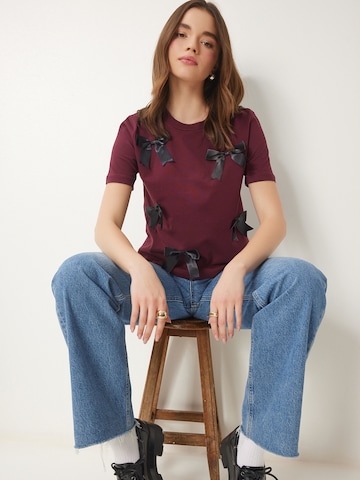 Happiness İstanbul Футболка в Красный