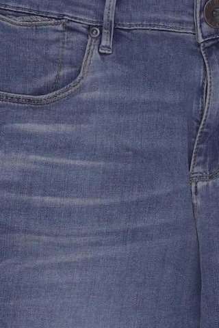 Cross Jeans Shorts L in Blau