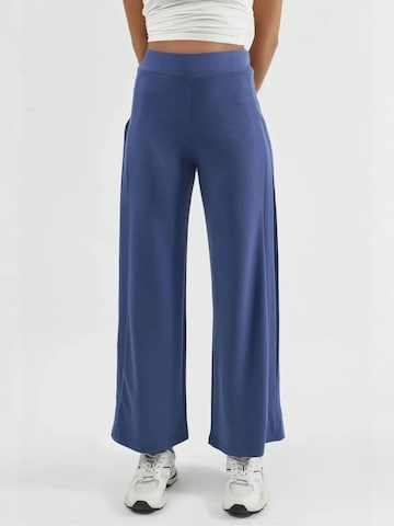 Lady Bersan Trousers 'Jogginghose' in Blue