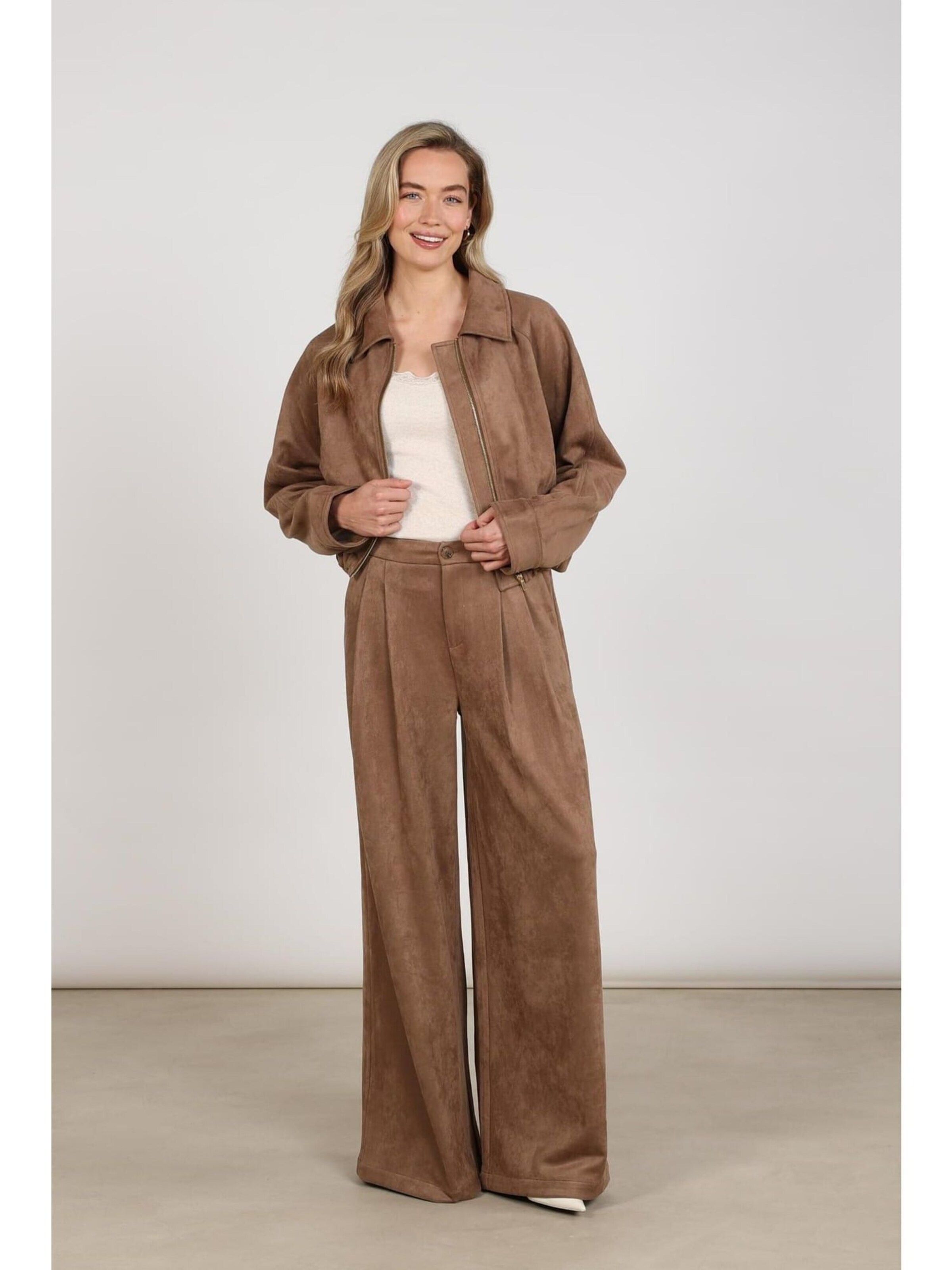 nukus Tussenjas 'Daisey' in Beige