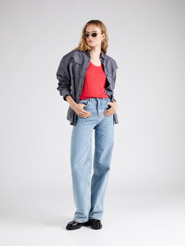 GAP - Camiseta en rojo