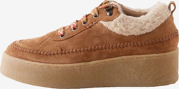 NextNiske tenisice - smeđa boja: prednji dio