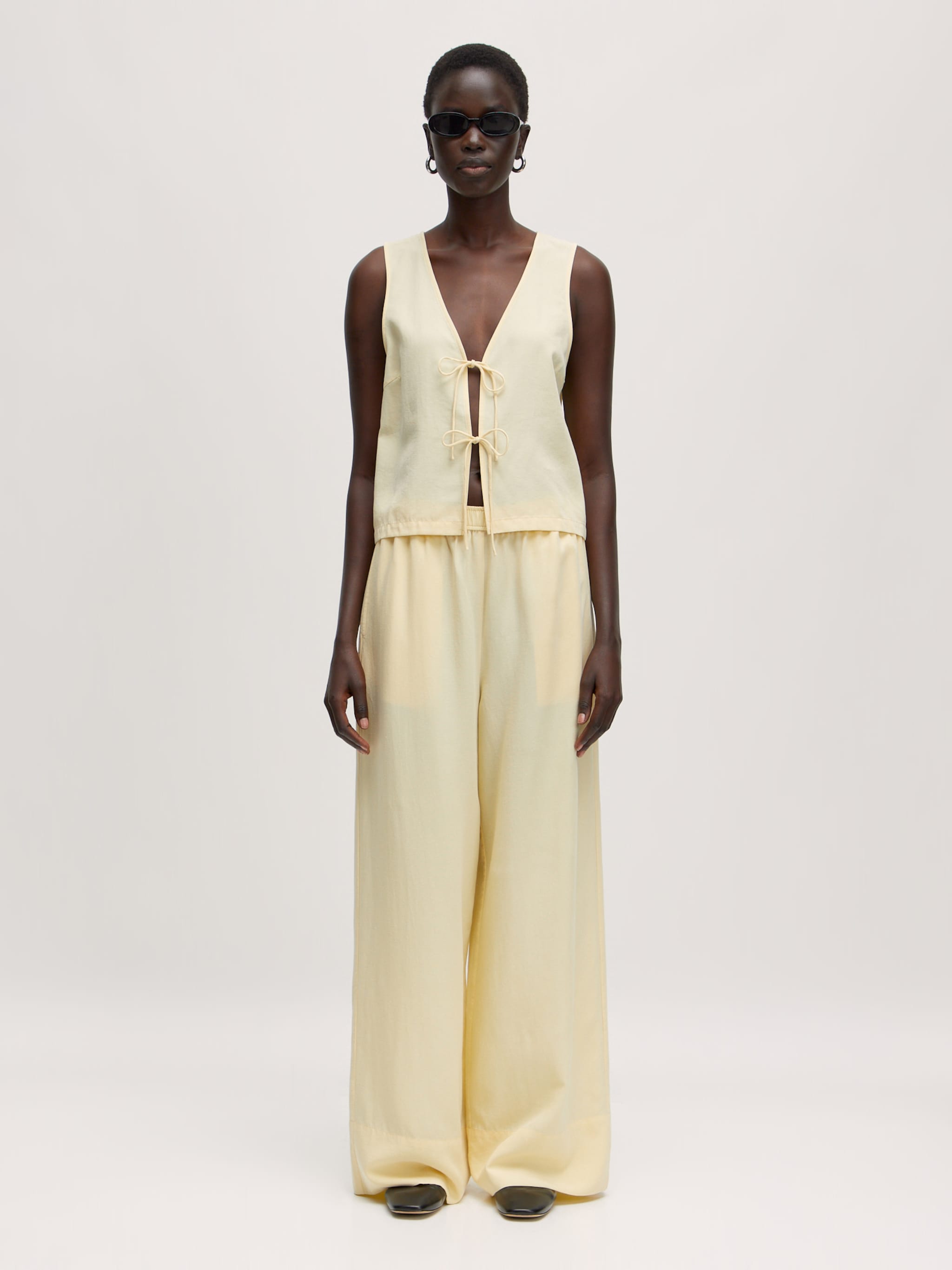 EDITED Produkte Hose 'Cataleya' beige