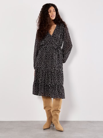 Apricot Dress ' ' in Black