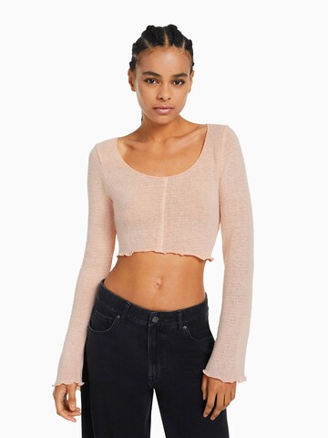 Pulover de la Bershka pe roz: față