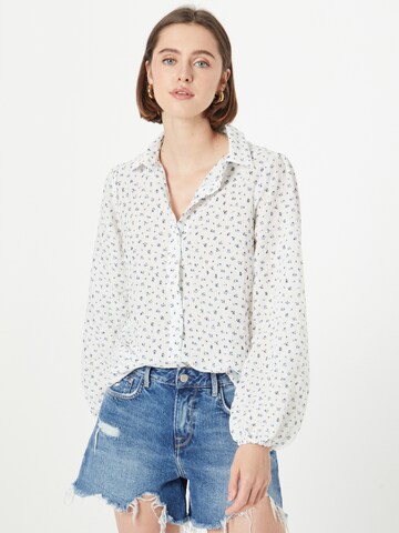 SISTERS POINT - Blusa 'EBBEY' en blanco: frente