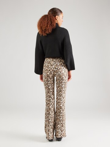Bootcut Pantalon Gina Tricot en marron