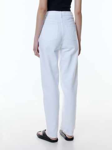 EDITED Regular Jeans 'Lina' in White