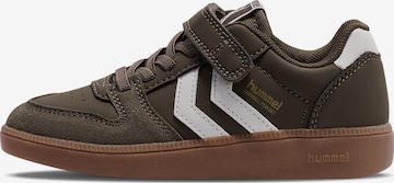 Hummel Sneakers in Brown: front