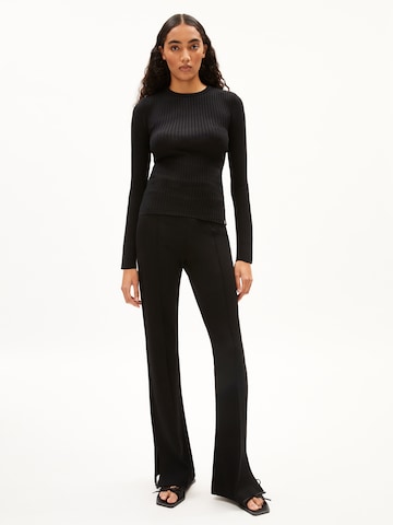 ARMEDANGELS Strickpullover ' ALAANIA RN ' in Schwarz
