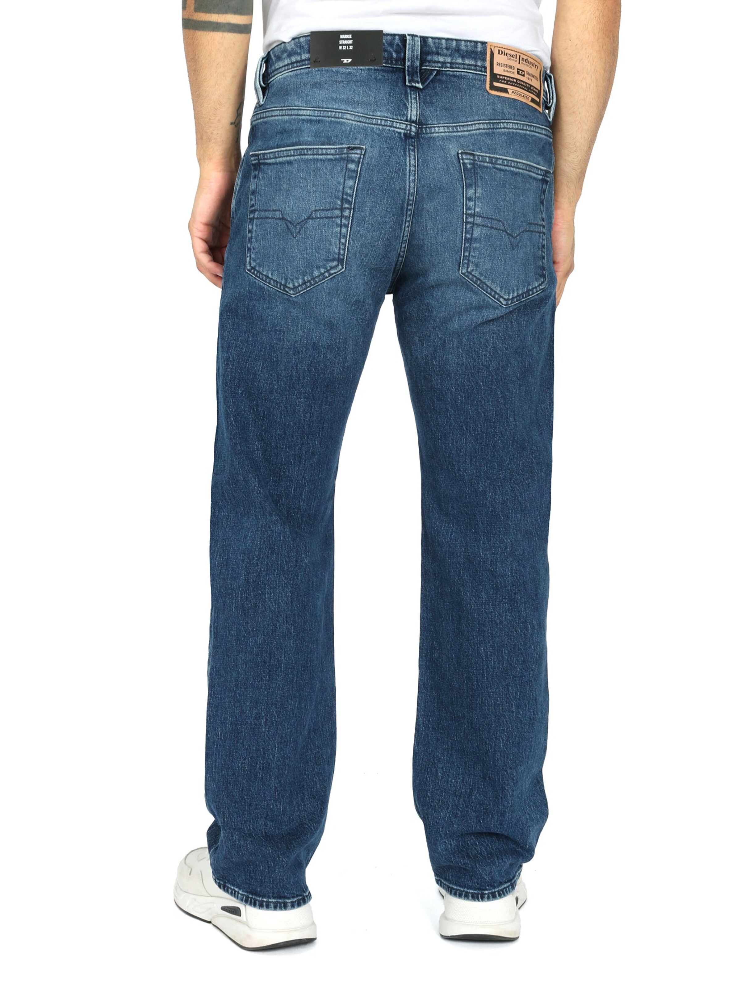 DIESEL Regular Jeans 'MARKEE R07XR'‌ in Blau