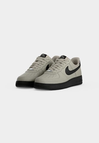 pelēks Nike Sportswear Zemie brīvā laika apavi 'Air Force 1 '07'