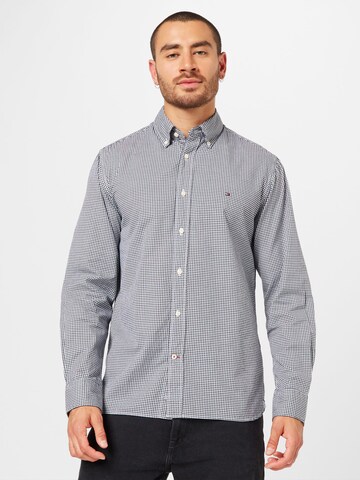 Coupe regular Chemise TOMMY HILFIGER en bleu : devant