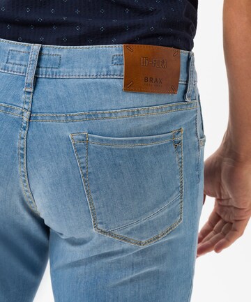 BRAX Regular Jeans 'Chuck' in Blauw