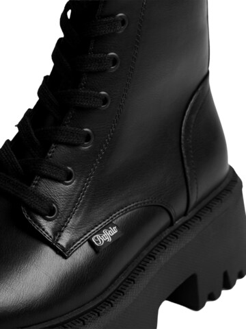 BUFFALO Boots 'Aspen Lace Up Mid' in Black