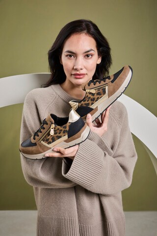 Rieker Sneaker in Beige: Vorderseite