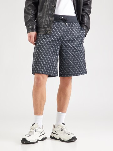 GUESS Loosefit Shorts 'KORBIN' in Schwarz: Vorderseite
