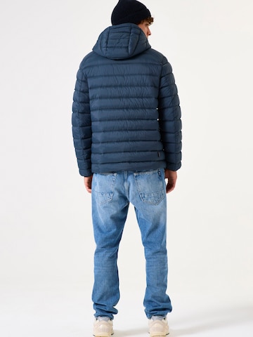 GARCIA Between-Season Jacket in Blue