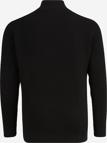 s.Oliver Sweater in Black
