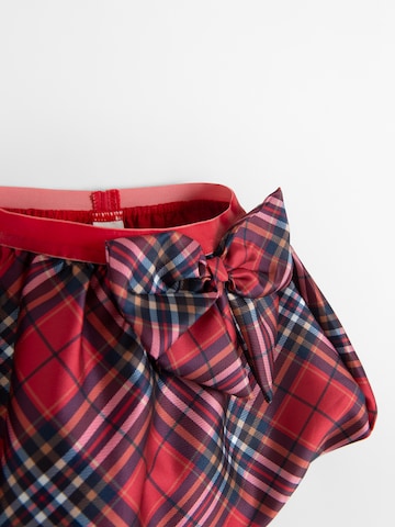 Set di Cool Club in rosso