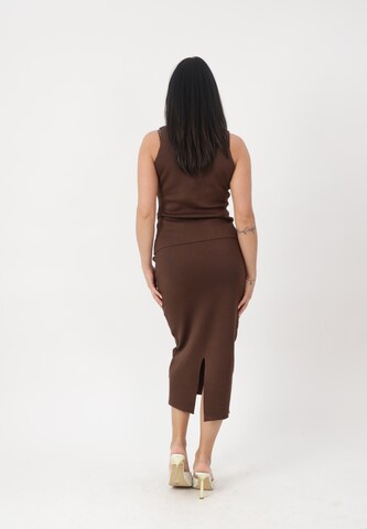 Costume Elara en marron