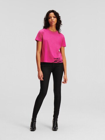 Tricou 'Signature Hem' de la Karl Lagerfeld pe roz