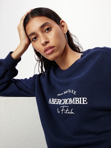 Abercrombie & Fitch Sweatshirt 'SUNDAY' in Blau