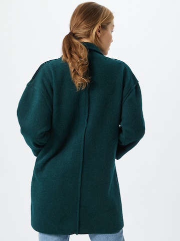 Sublevel Between-Seasons Coat in Green