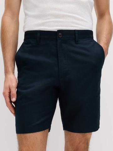 Marks & Spencer Regular Shorts in Blau: Vorderseite