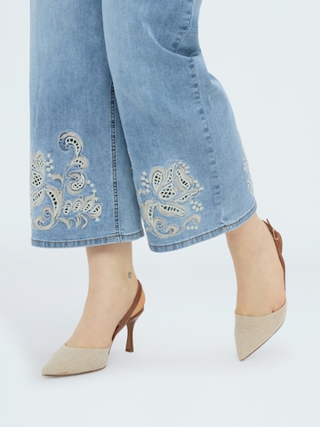 Fiorella Rubino - Tapered Vaquero en azul