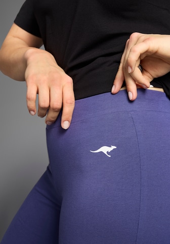 KangaROOS Flared Pants in Blue