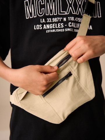 Next T-Shirt in Schwarz