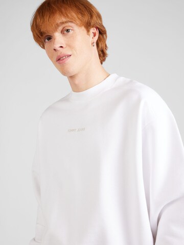 Tommy Jeans Sweatshirt 'CLASSICS' in White