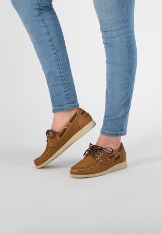 Travelin Moccasins 'Seaport' in Brown: front