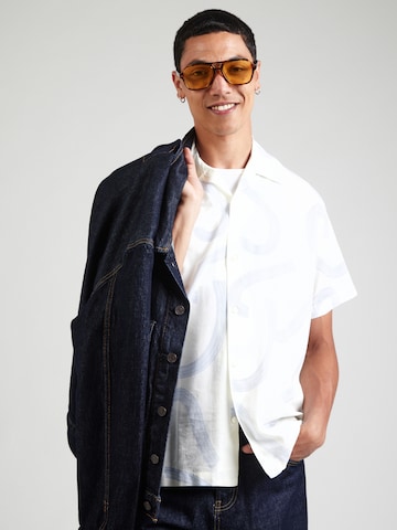 Fit confort Chemise SELECTED HOMME en blanc : devant