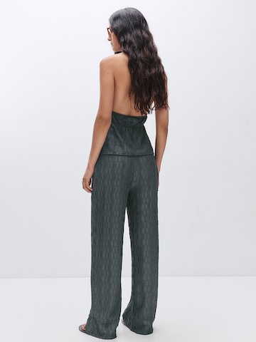 Wide leg Pantaloni de la Pull&Bear pe gri